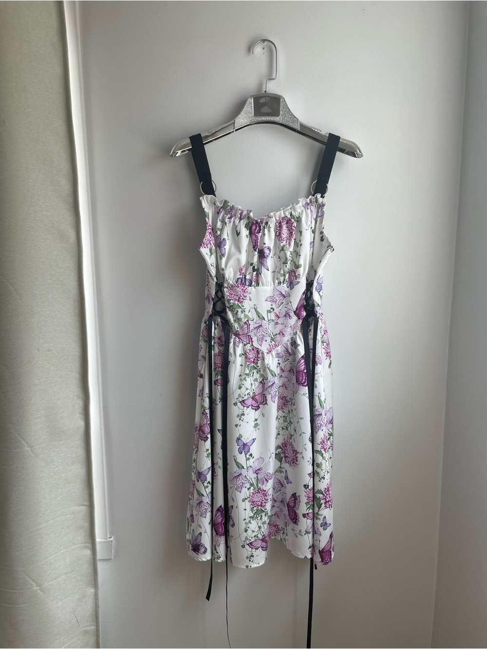 Whimsical White Dress Side Lacing Butterfly Flowers Coquette Cottagecore size S